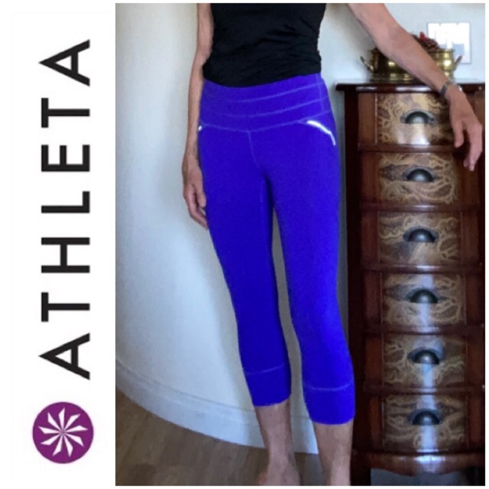🎽Athleta Relay Capris Size Sm EUC